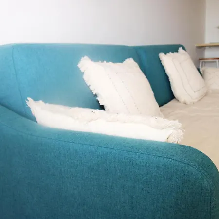 Bristol Plaisance Yourhosthelper Αντίμπ